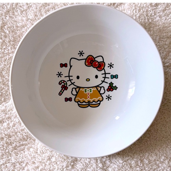 Hello Kitty Gingerbread Large Bowl. - Picture 1 of 4